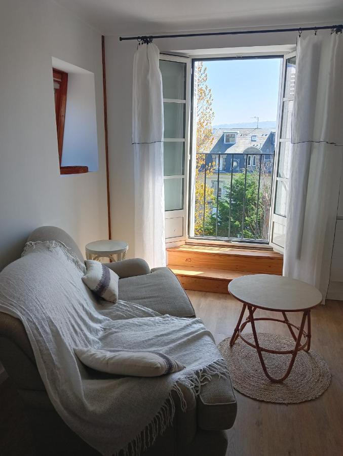 Escapade De Charme Les Pieds Dans L'Eau Apartment Houlgate Exterior photo